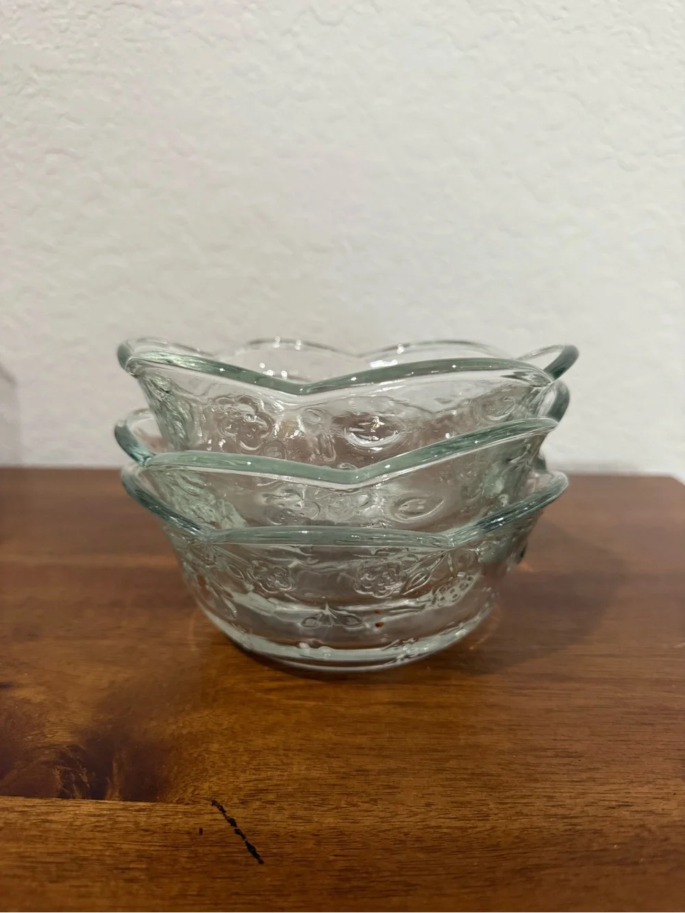 Set of 3 Clear Glass Flower Bowls